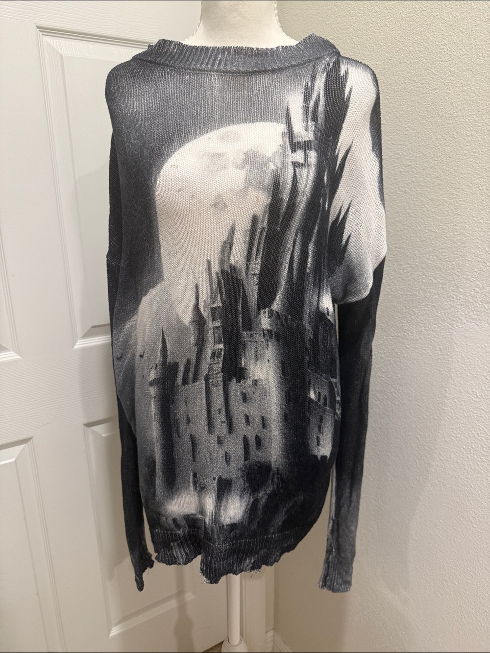 Black & Gray Graphic Moon Sweater